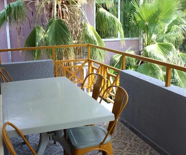 Apartment Alpat Homes *